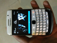 White BlackBerry Bold 9780