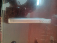 White Apple iPhone 4