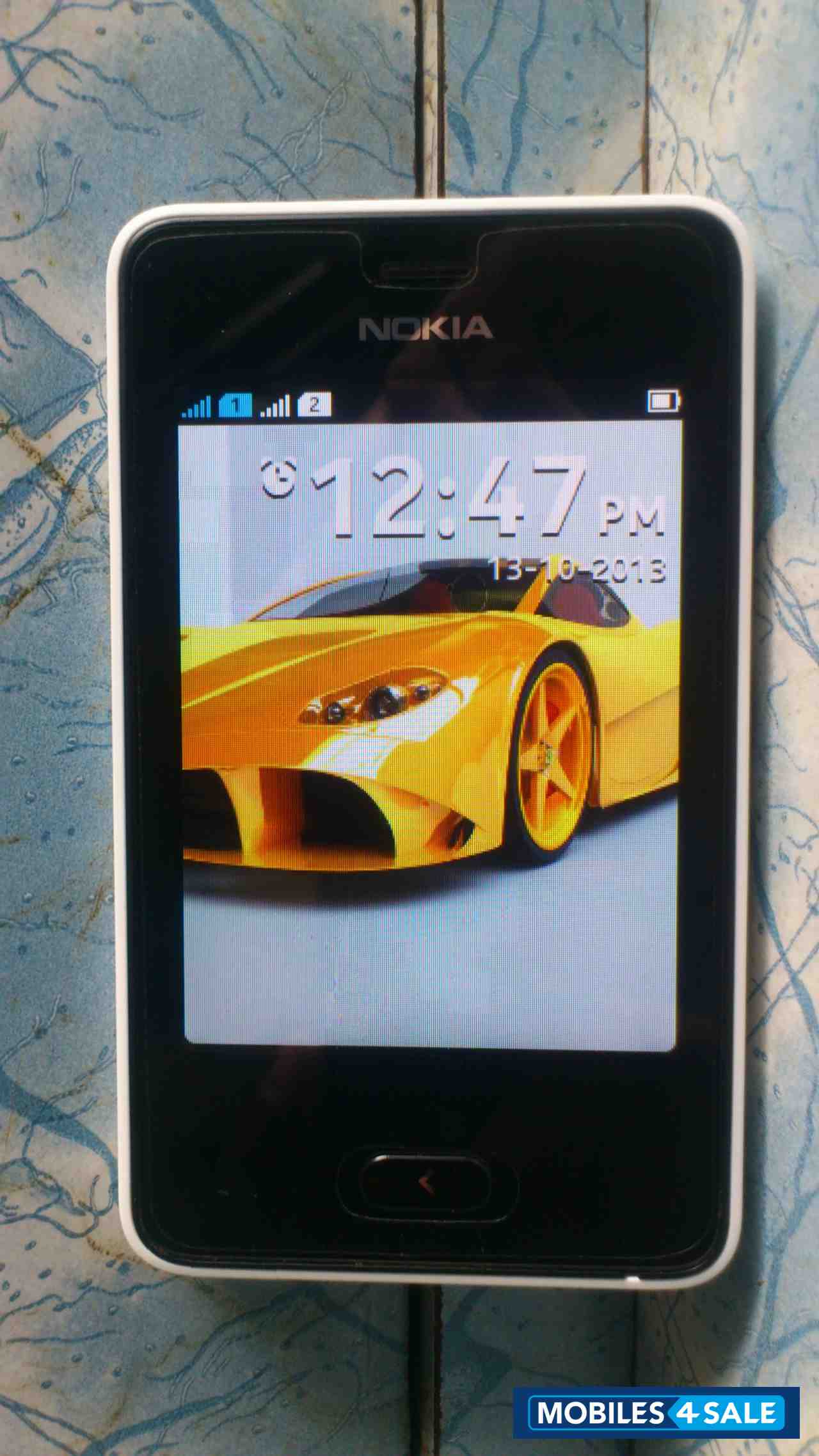 White Nokia Asha 501