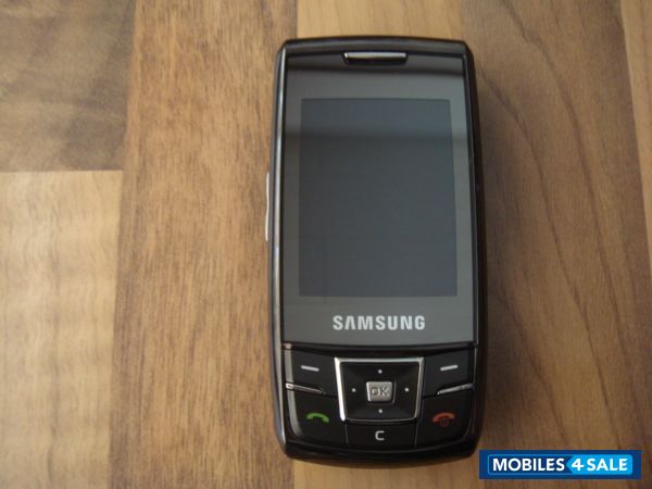 Black Samsung SGH-D880