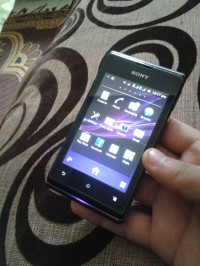 Black Sony Ericsson Xperia E Dual