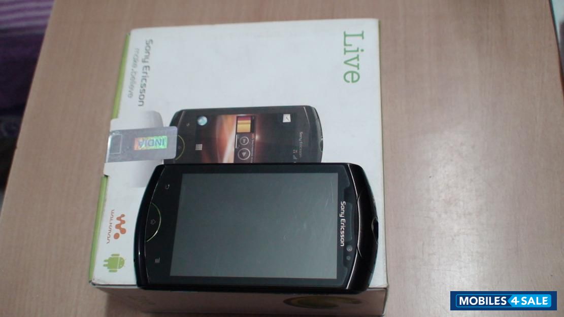 Black Sony Ericsson WT19i live with walkman