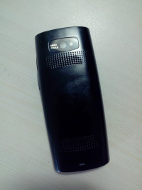 Black Nokia X2-02