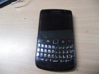 Black BlackBerry Bold 9780