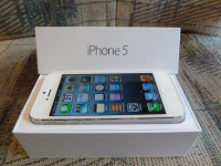 White Apple iPhone 5