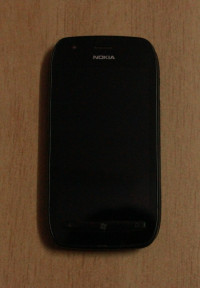 Black Nokia Lumia 710