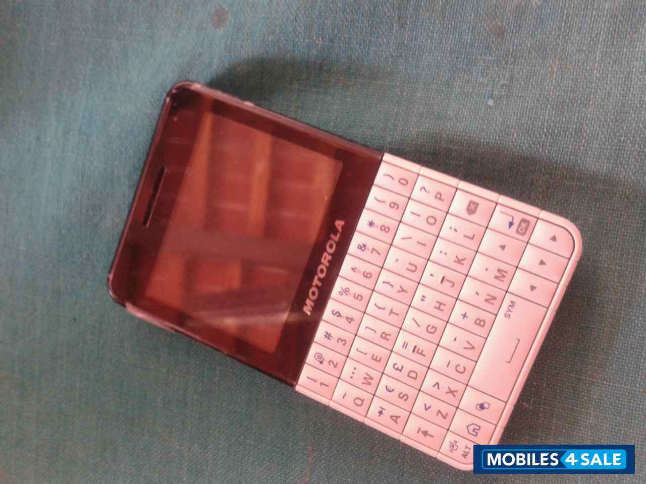 White & Black Motorola EX119