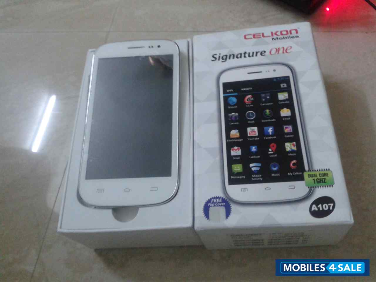 White Celkon A107