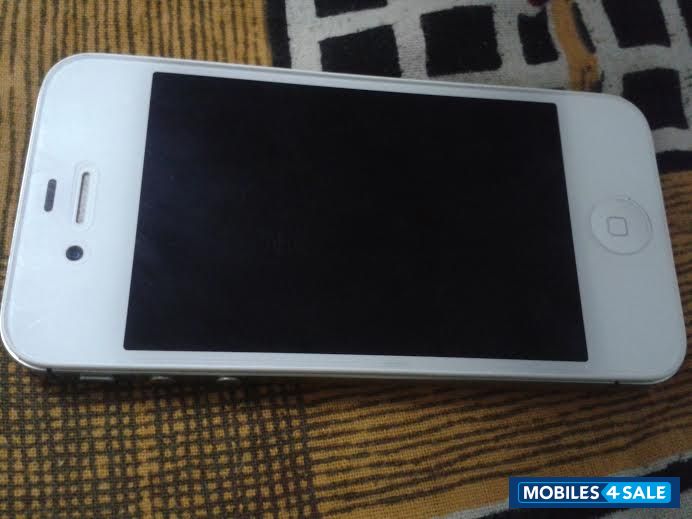 White Apple iPhone 4S