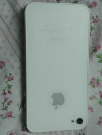 White Apple iPhone 4S