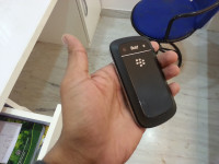 Black BlackBerry Bold 9900