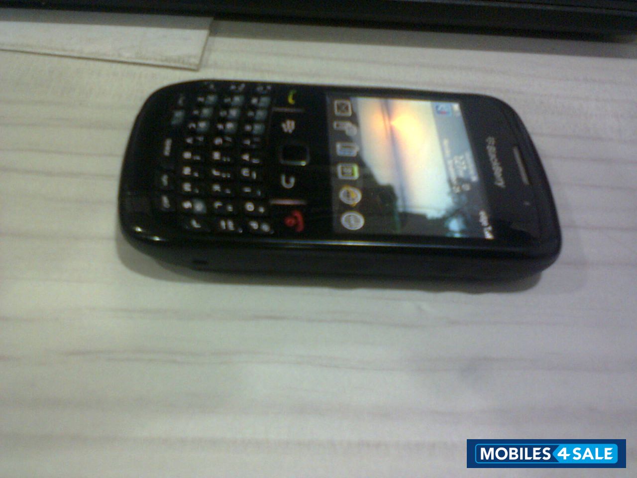 Black BlackBerry Curve 8520