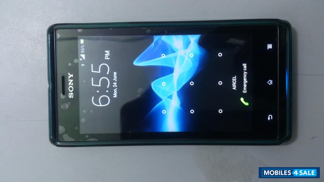 Black Sony Xperia J