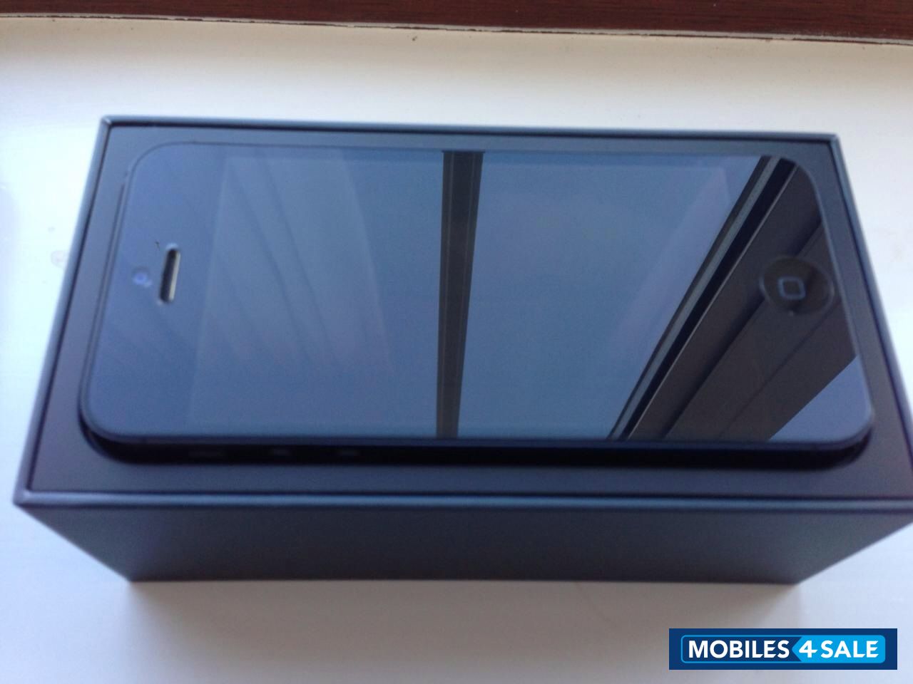 Black Apple iPhone 5