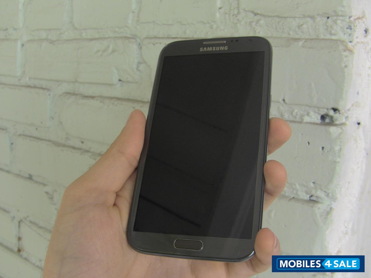 Black Samsung Galaxy Note 2