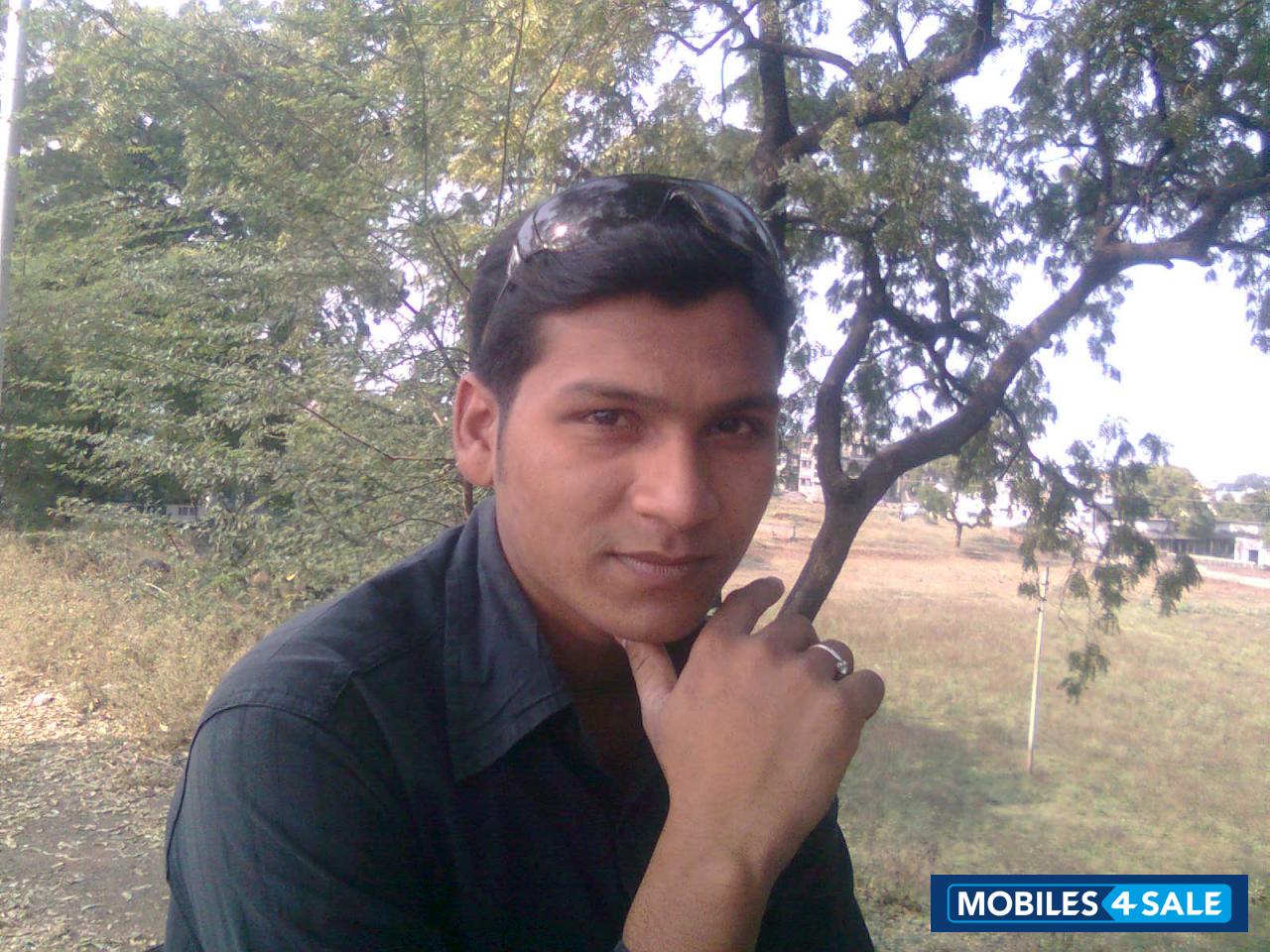 Black Samsung Star 3