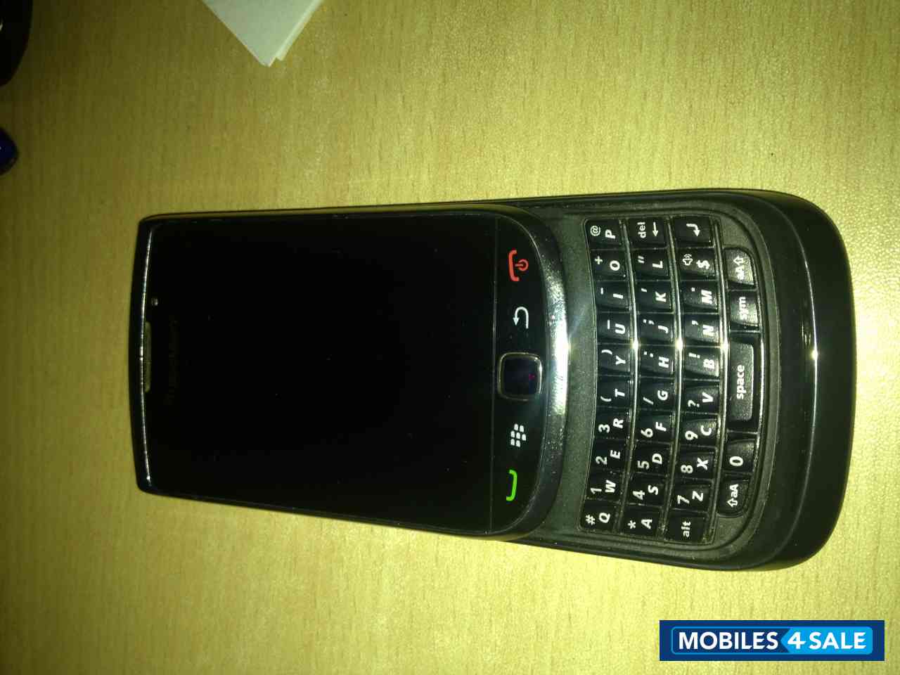Black BlackBerry Torch 9800