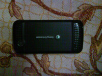Black Sony Ericsson F305