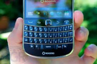 Black BlackBerry Bold 9900