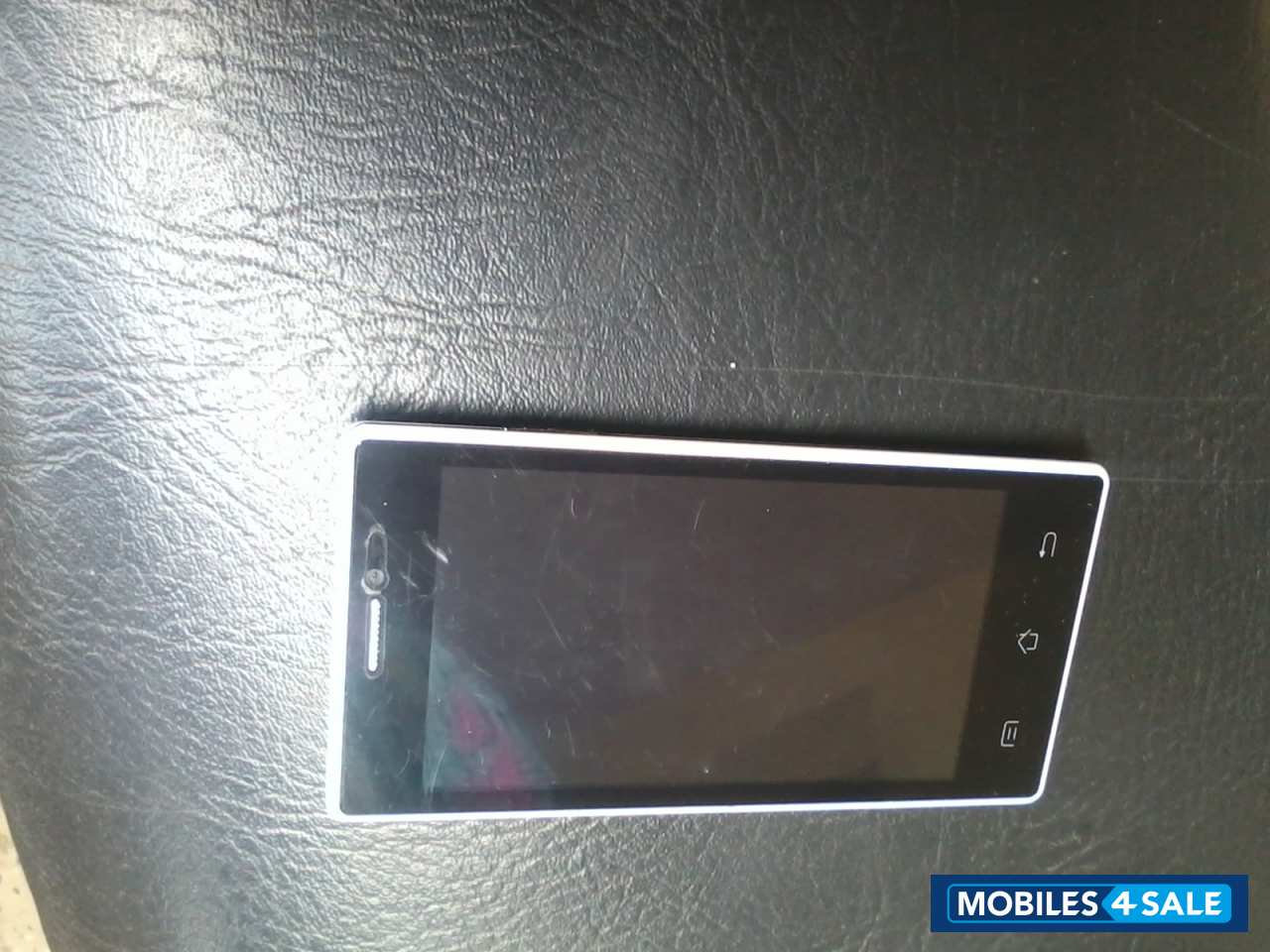 White Intex Cloud Y17