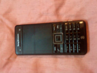 Black Sony Ericsson C902