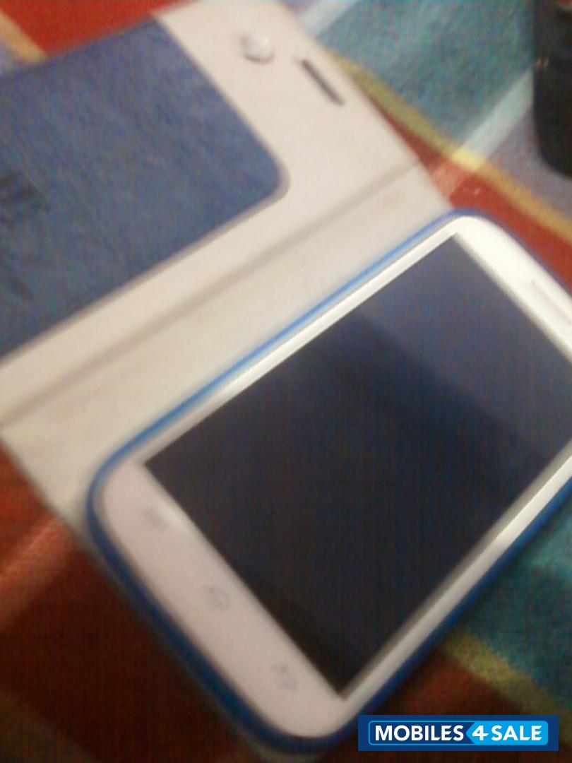 White Micromax Canvas HD A116 White Micromax Canvas HD A116