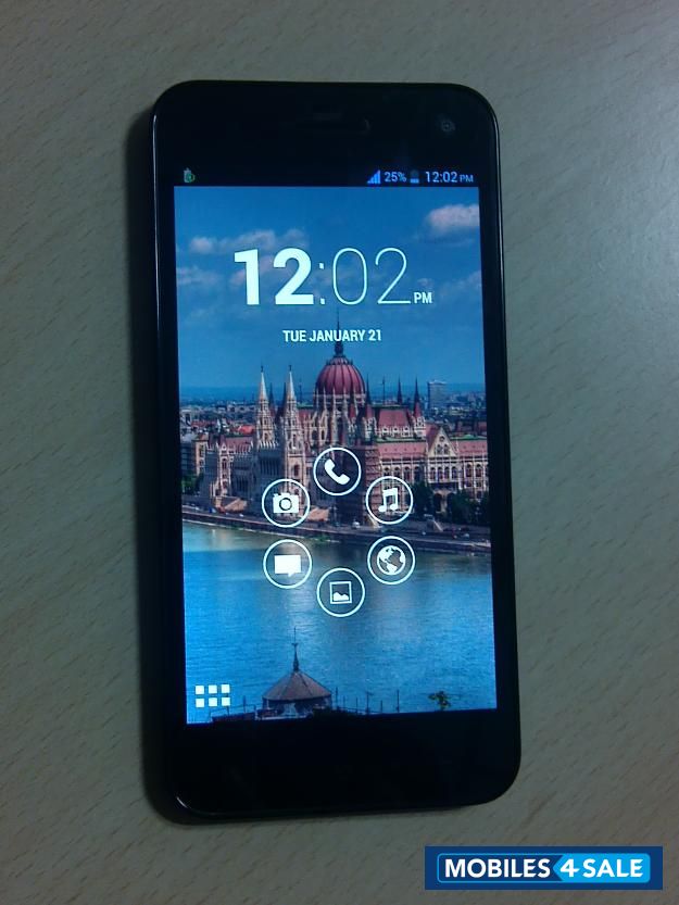 Black Xolo Q1000S