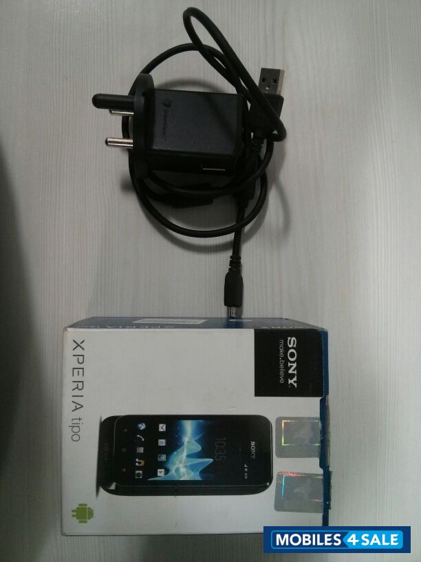 Blue Sony Xperia tipo Blue Sony Xperia tipo