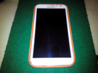 White Samsung Galaxy Note 2
