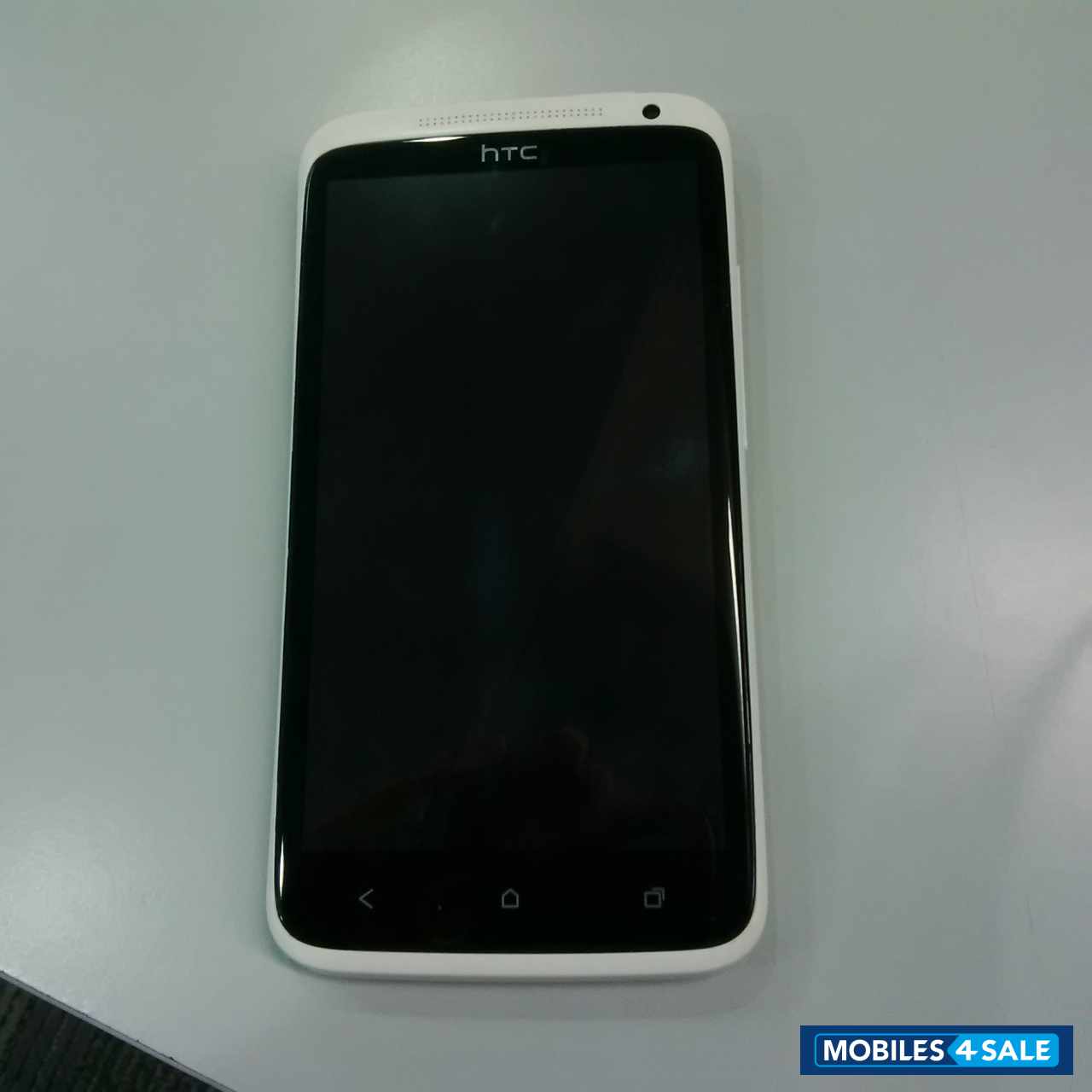White HTC One X