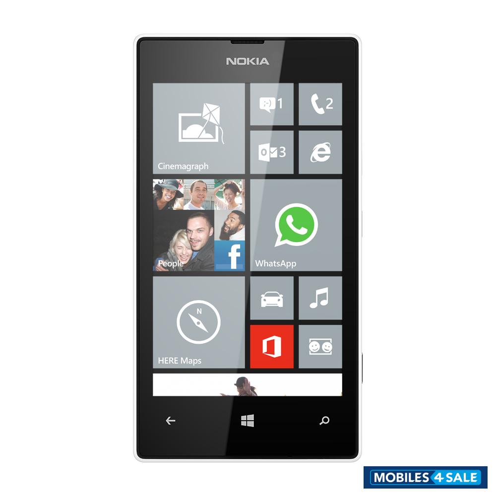 White Nokia Lumia 520