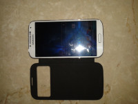 White Samsung Galaxy S4
