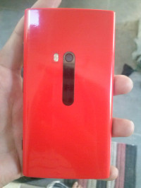 Red Nokia Lumia 920