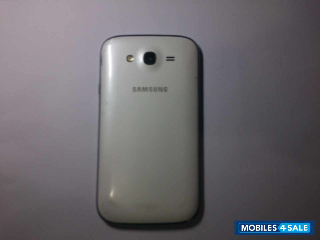 White Samsung Galaxy Grand GT-I9082 White Samsung Galaxy Grand GT-I9082