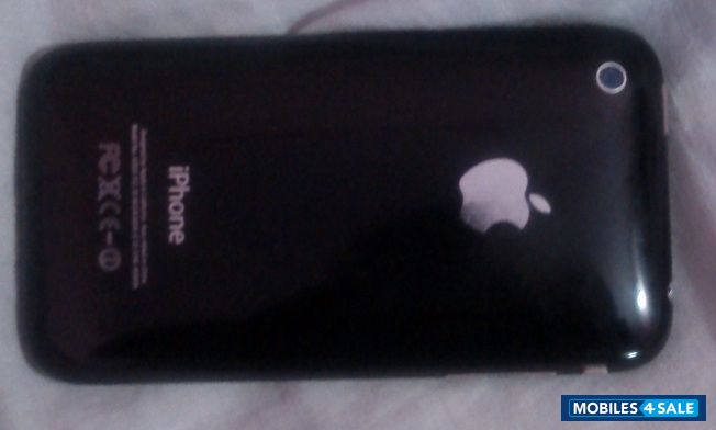 White Apple iPhone 3GS White Apple iPhone 3GS