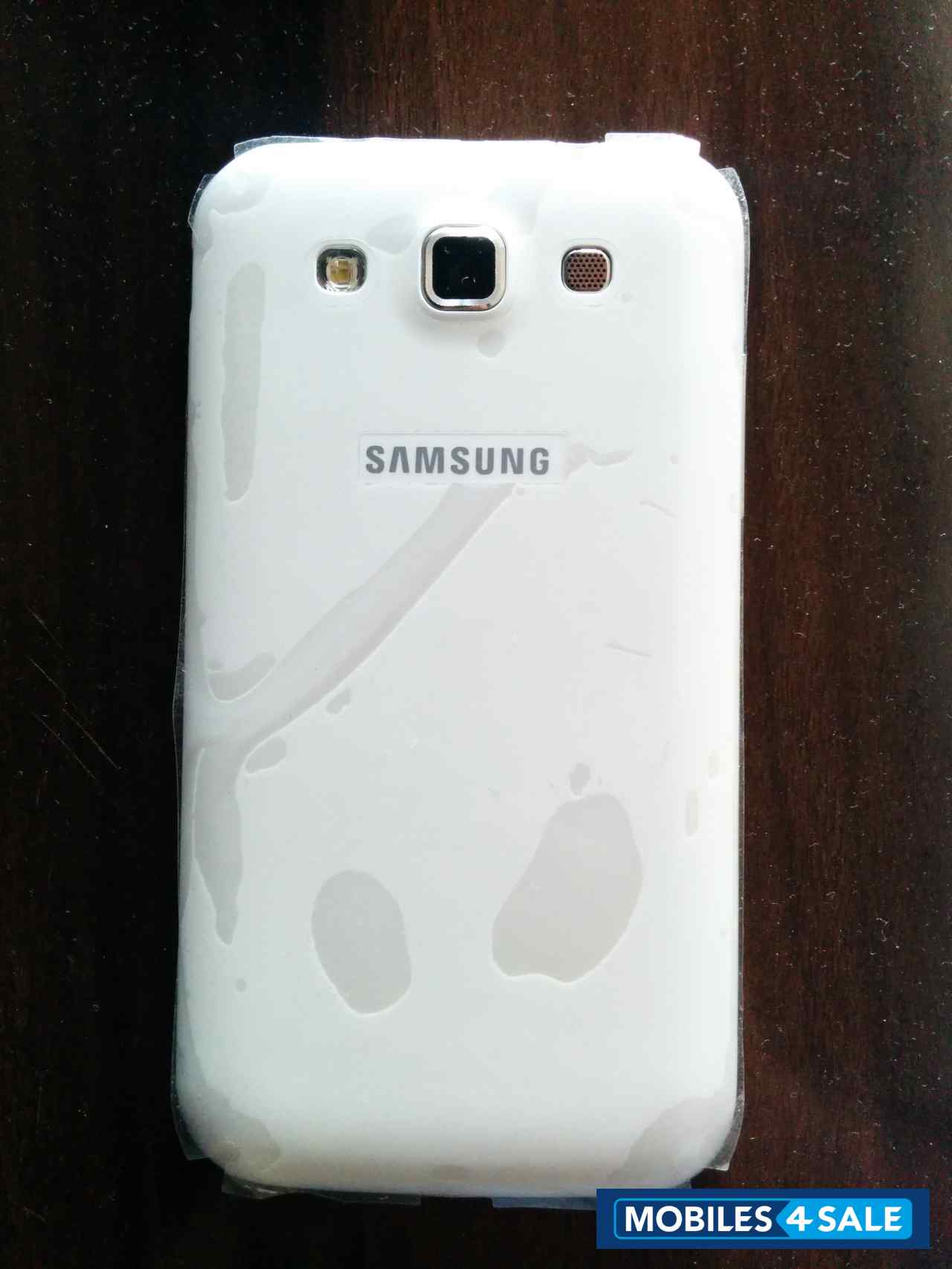 White Samsung Galaxy Grand Quarttro White Samsung Galaxy Grand Quarttro