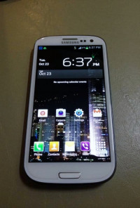 White Samsung Galaxy S3