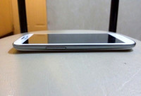 White Samsung Galaxy S3