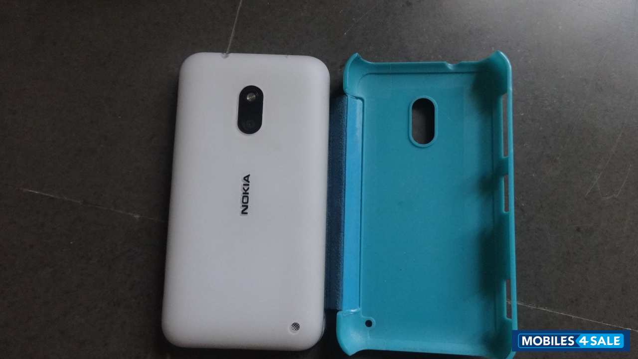 White Nokia Lumia 620 White Nokia Lumia 620