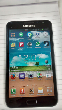 Black Samsung Galaxy Note