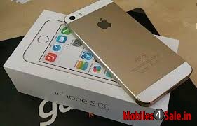 White Apple iPhone 5