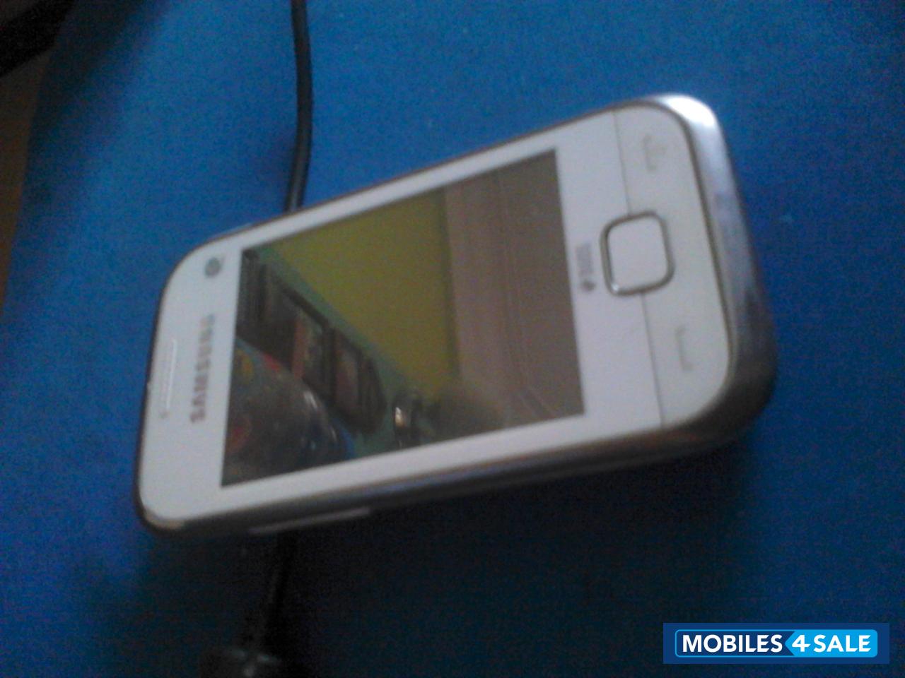 White Samsung Champ Deluxe Duos C3312