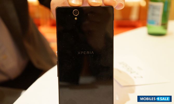 Black Sony Xperia Z