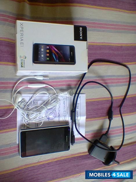 White Sony Xperia E1