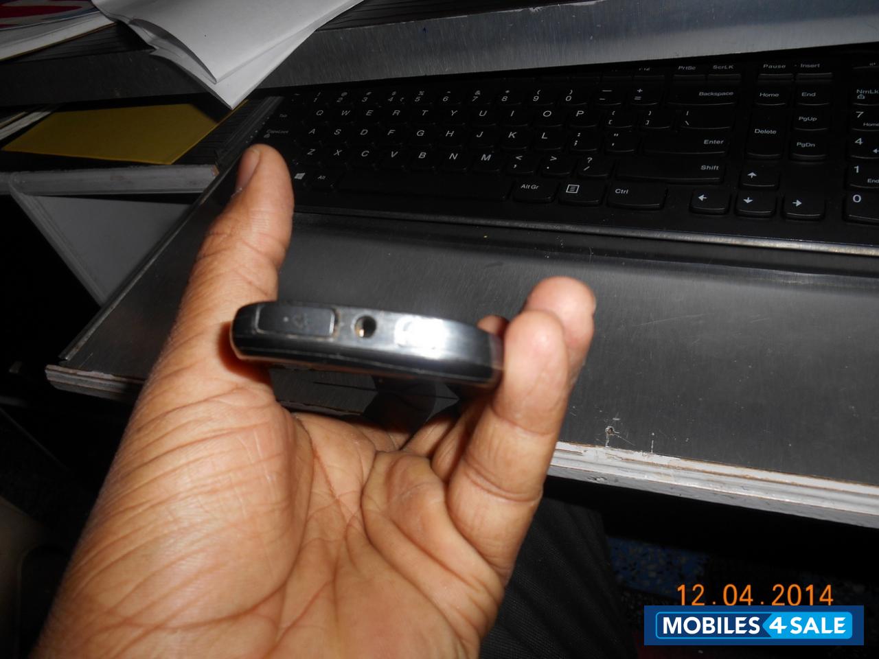 Dark Steel Nokia 701