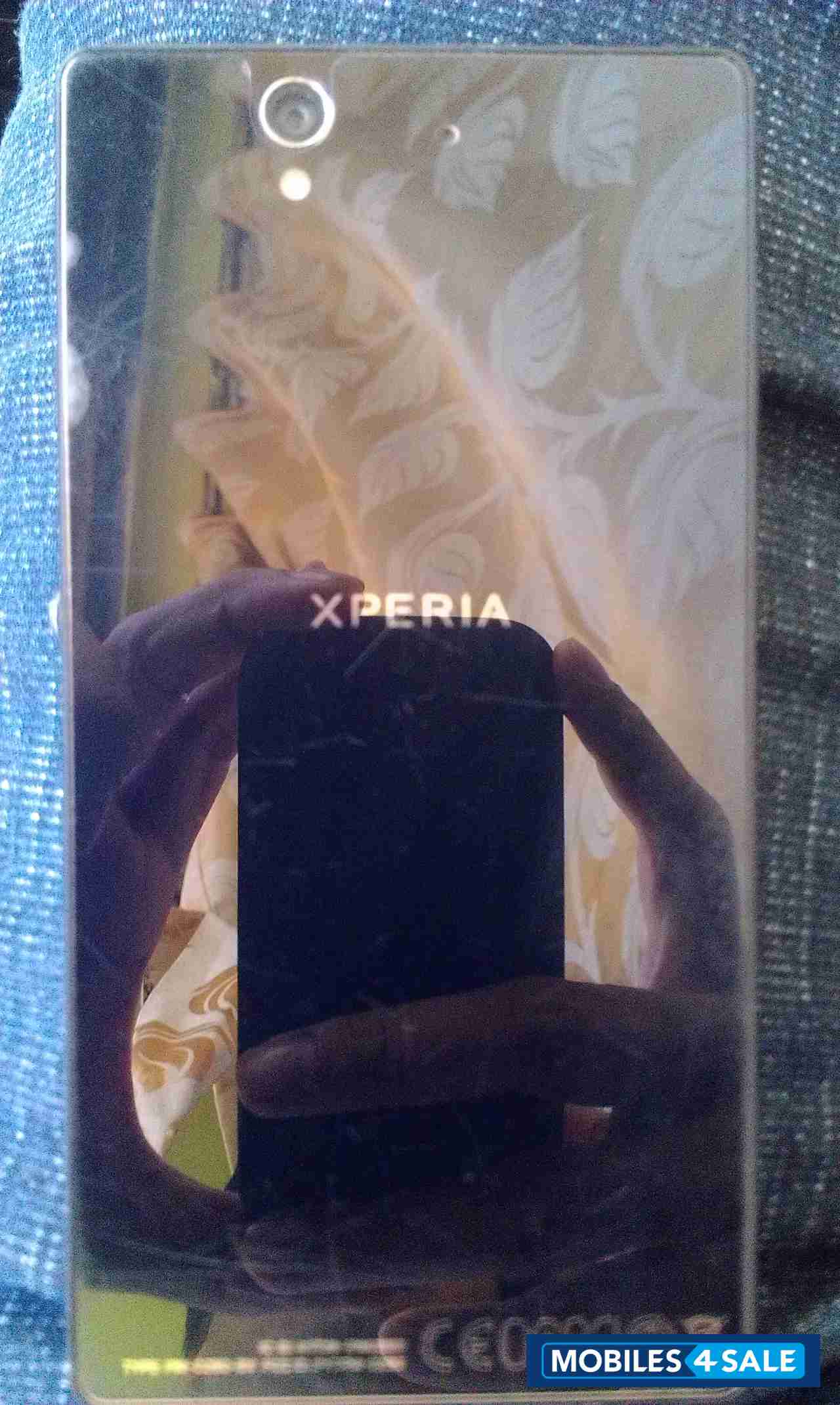 Black Sony Xperia Z