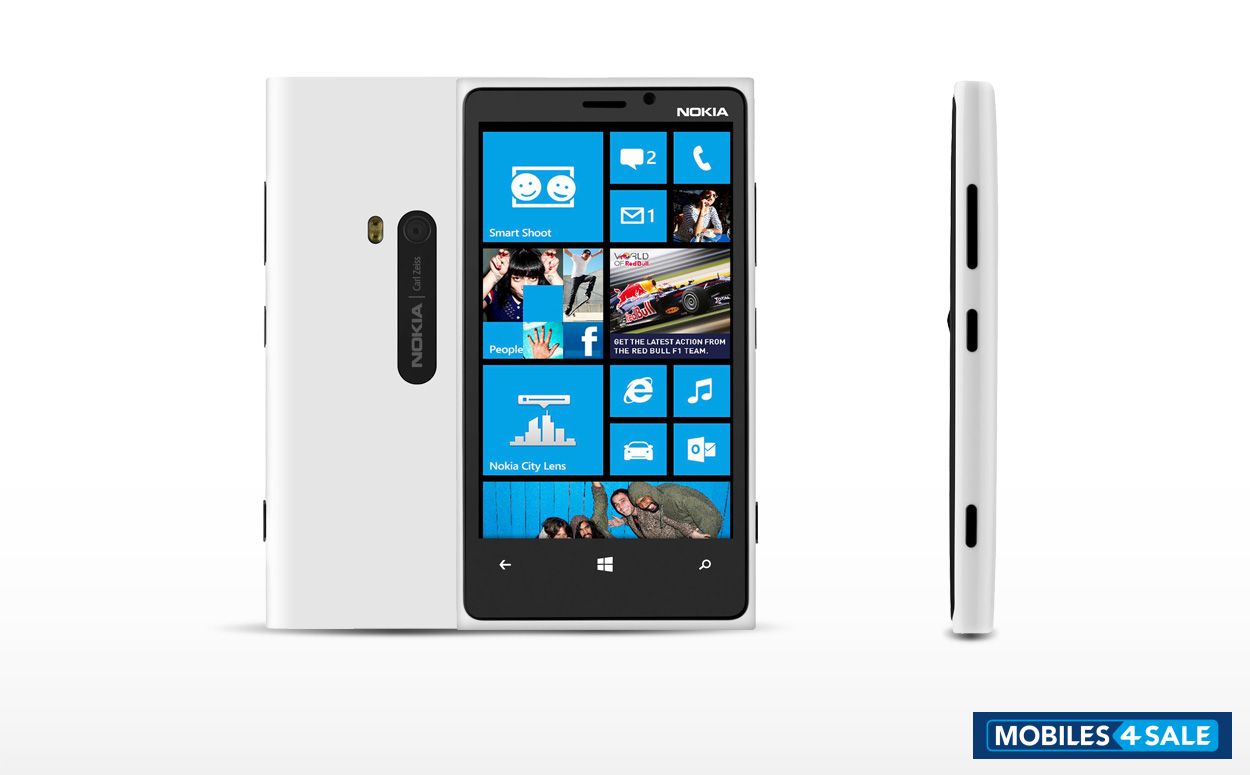 White Nokia Lumia 920