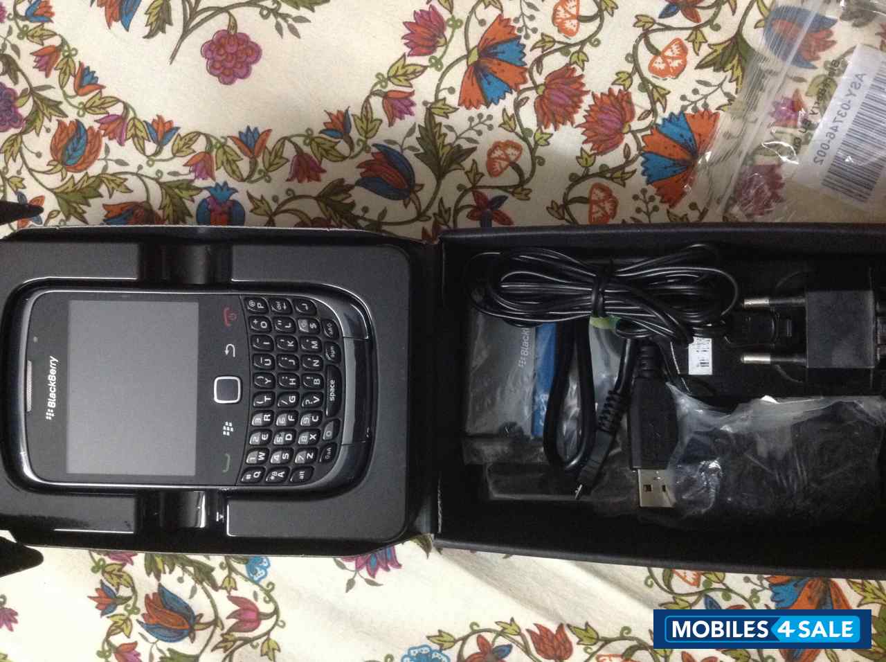 Black BlackBerry Curve 9300