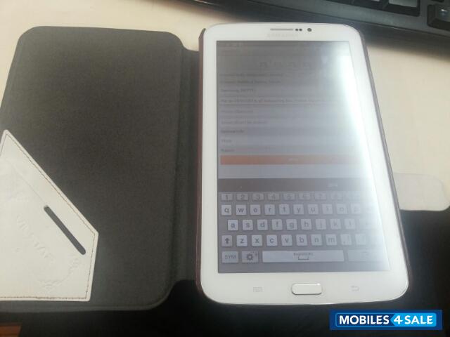 White Samsung Galaxy Tab 3 211