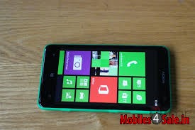 Green Nokia Lumia 625